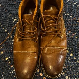 Steve Madden Brown Leather “Chukka” low rise Boots with Vintage Patina